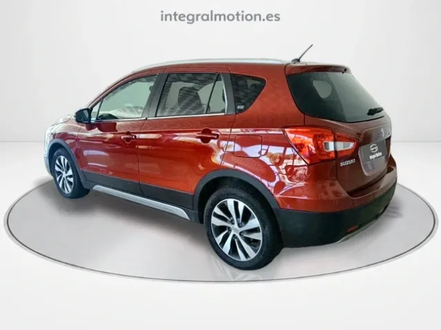 Suzuki SCross