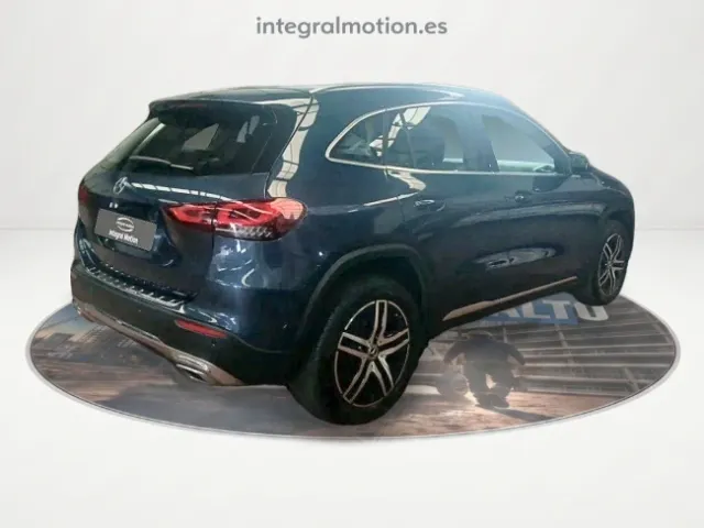 Mercedes GLA