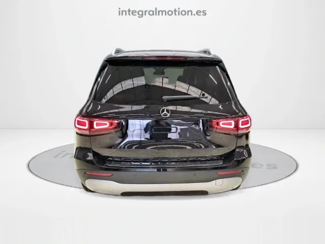 Mercedes GLB