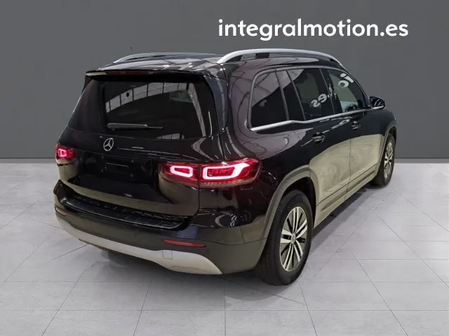 Mercedes GLB