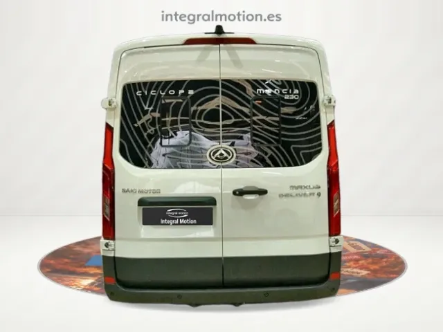 MAXUS Deliver 9