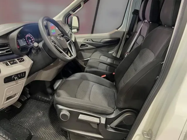 Maxus Deliver 9