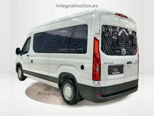 MAXUS Deliver 9
