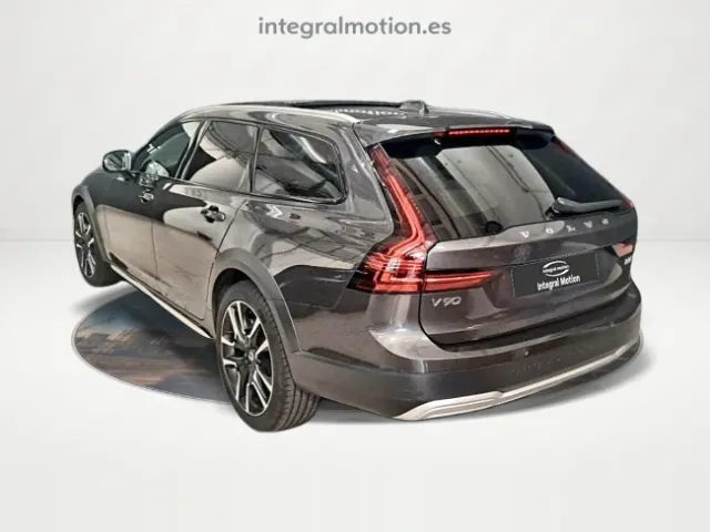 Volvo V90