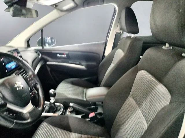 Suzuki SCross