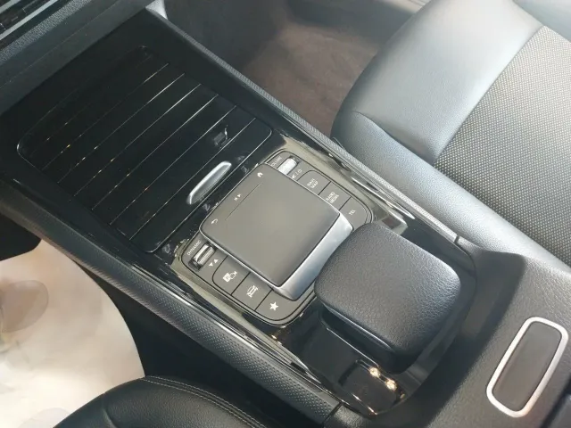 Mercedes GLA