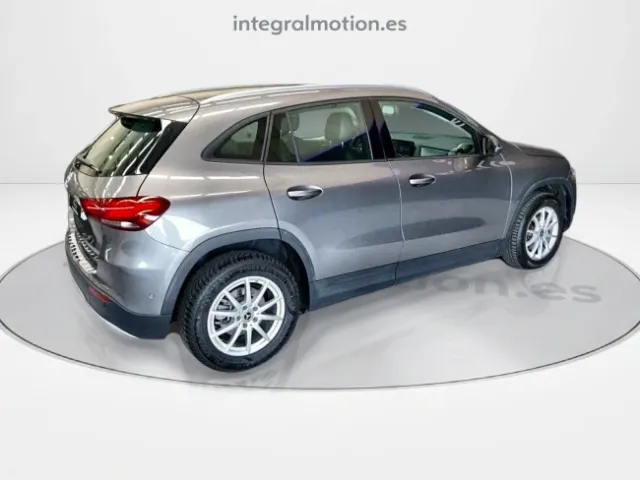 Mercedes GLA