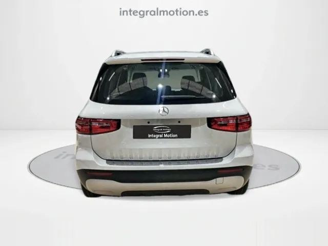 Mercedes GLB