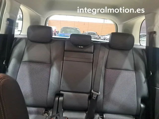 Mercedes GLB