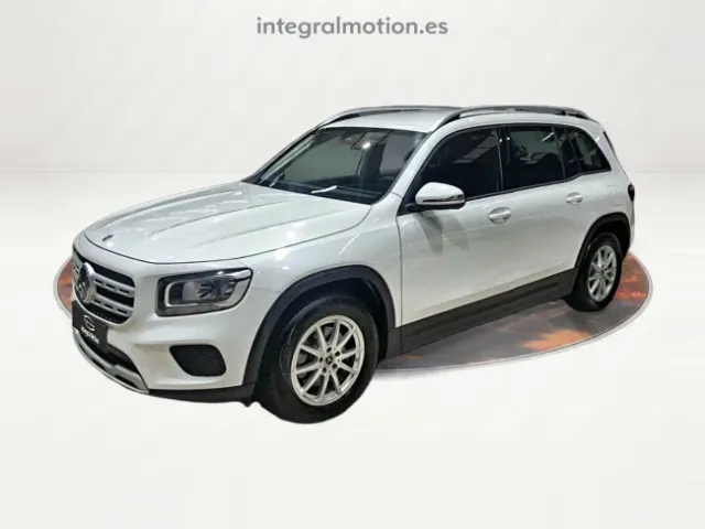 Mercedes GLB