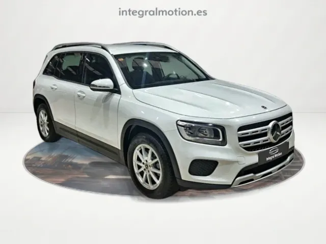 Mercedes GLB