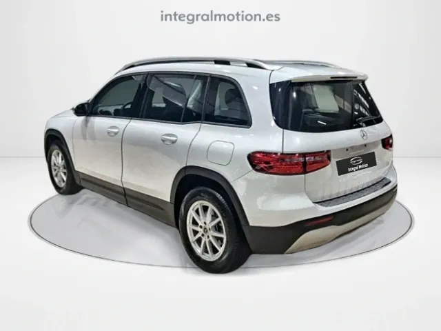 Mercedes GLB