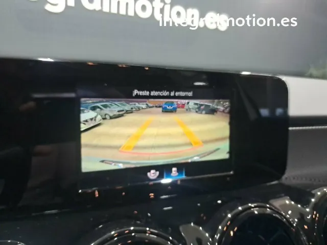 Mercedes GLB