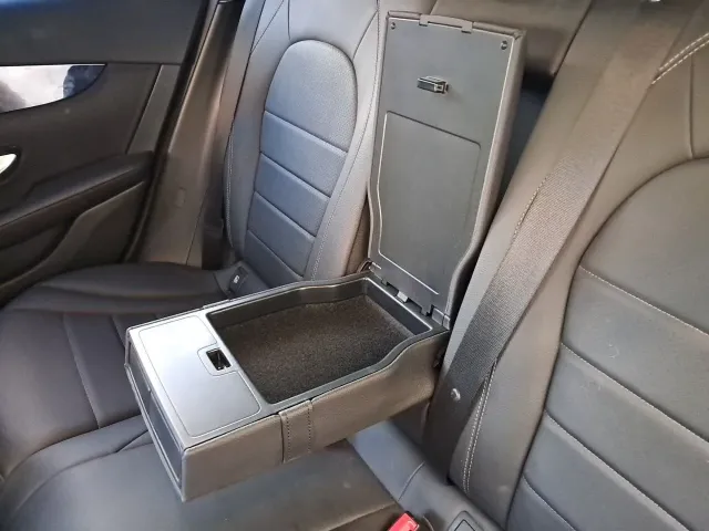 Mercedes GLC