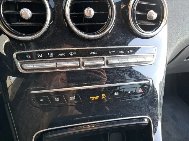Mercedes GLC