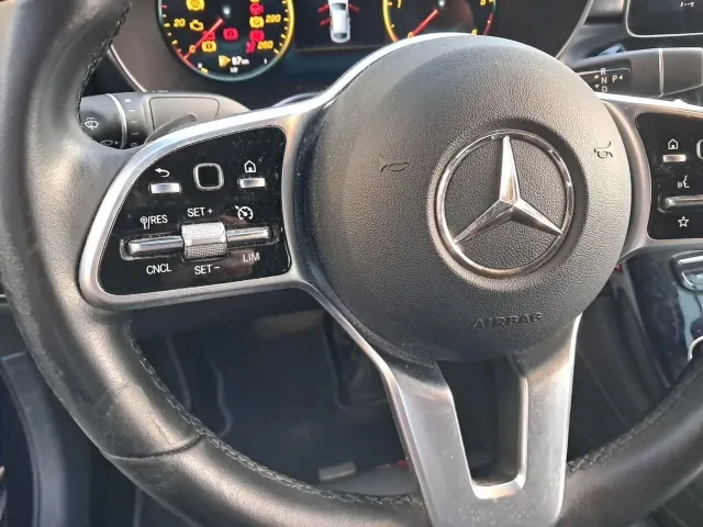 Mercedes GLC