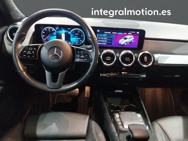 Mercedes GLB