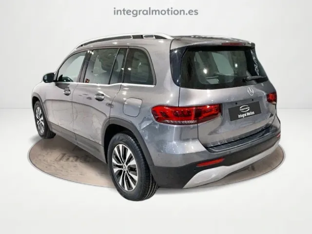 Mercedes GLB