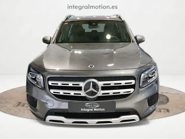 Mercedes GLB