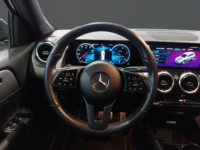 Mercedes GLB
