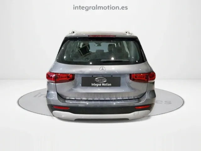 Mercedes GLB