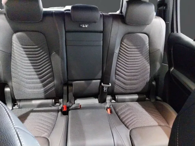 Mercedes GLB
