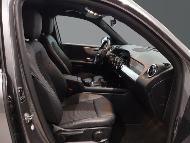 Mercedes GLB
