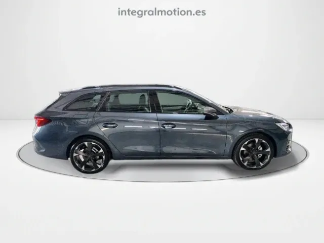 Cupra León