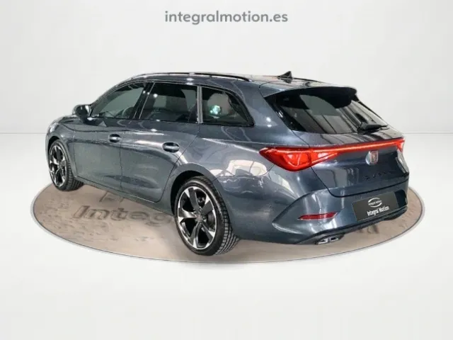 Cupra León