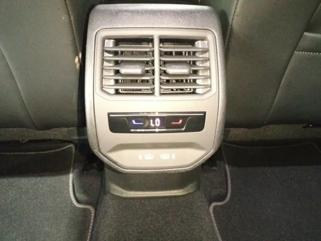 Cupra León