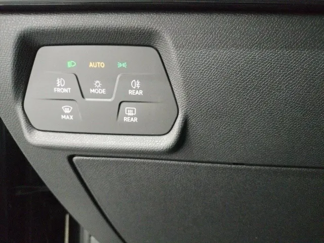 Cupra León