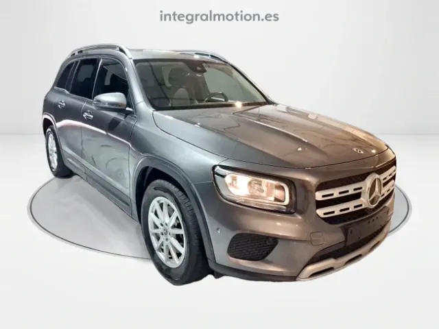 Mercedes GLB
