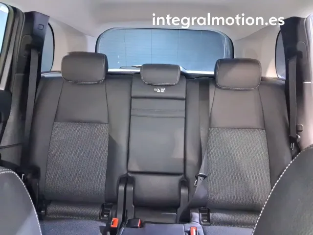 Mercedes GLB