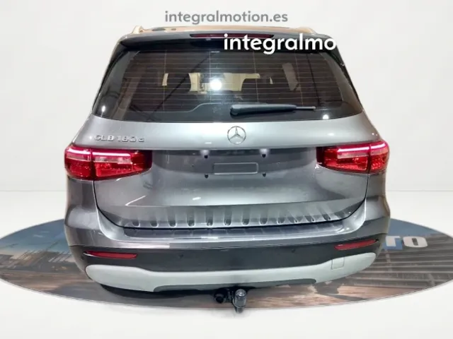 Mercedes GLB