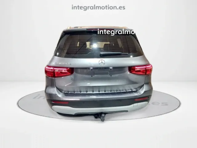 Mercedes GLB