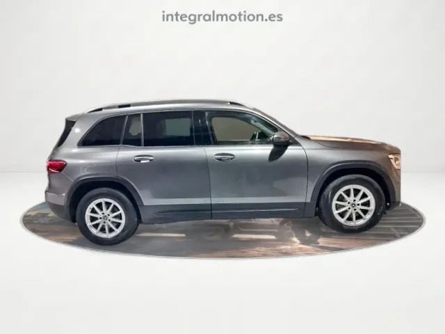 Mercedes GLB
