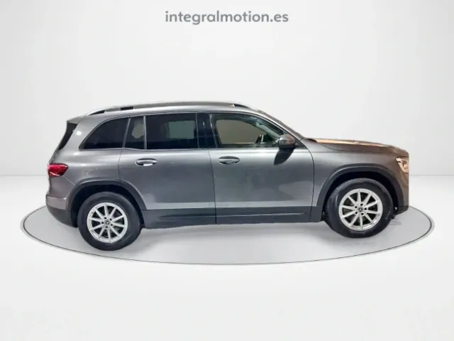 Mercedes GLB