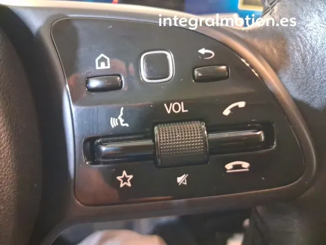 Mercedes GLB