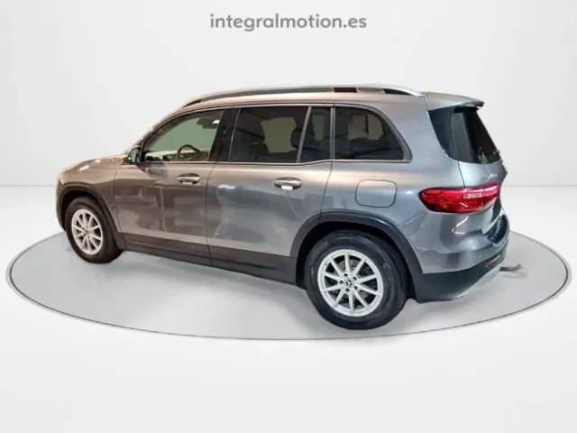 Mercedes GLB