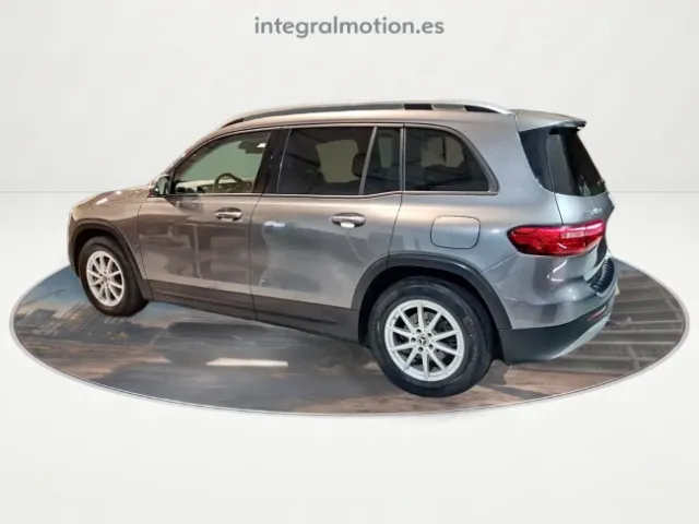 Mercedes GLB