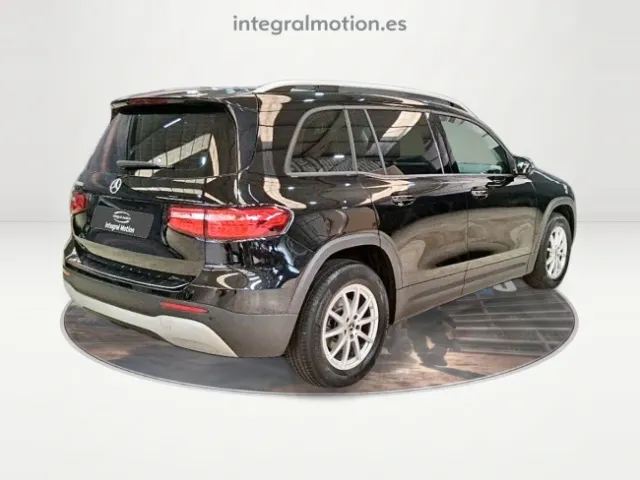 Mercedes GLB