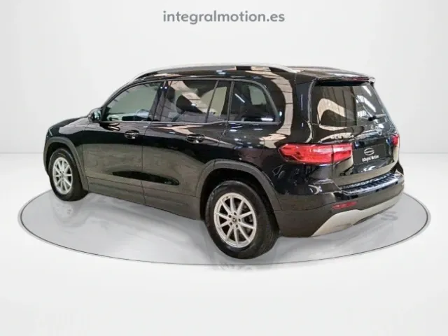 Mercedes GLB