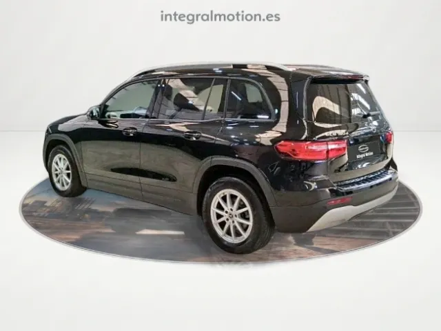 Mercedes GLB