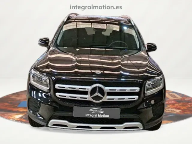 Mercedes GLB