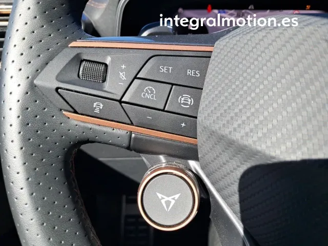 Cupra León
