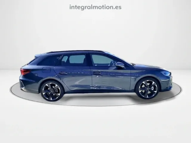 Cupra León