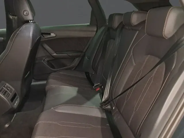 Cupra León