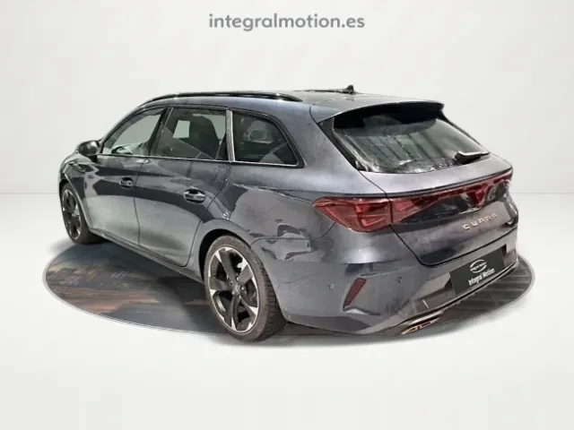 Cupra León