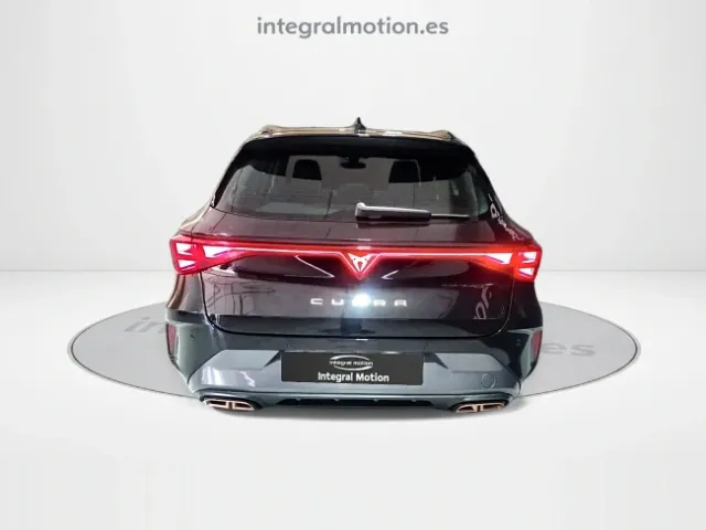 Cupra León