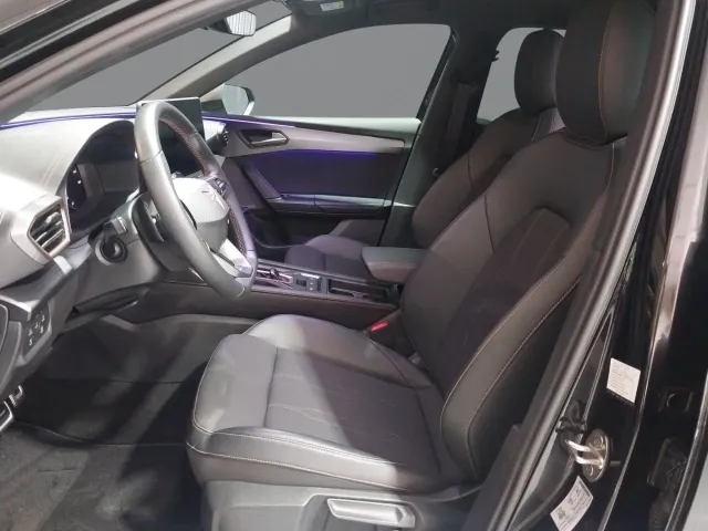 Cupra León